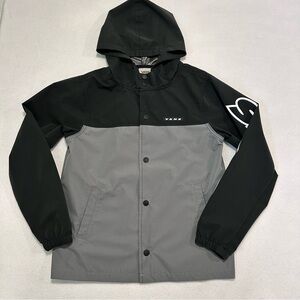 Vans unisex youth hooded windbreaker jacket. 
Size: M